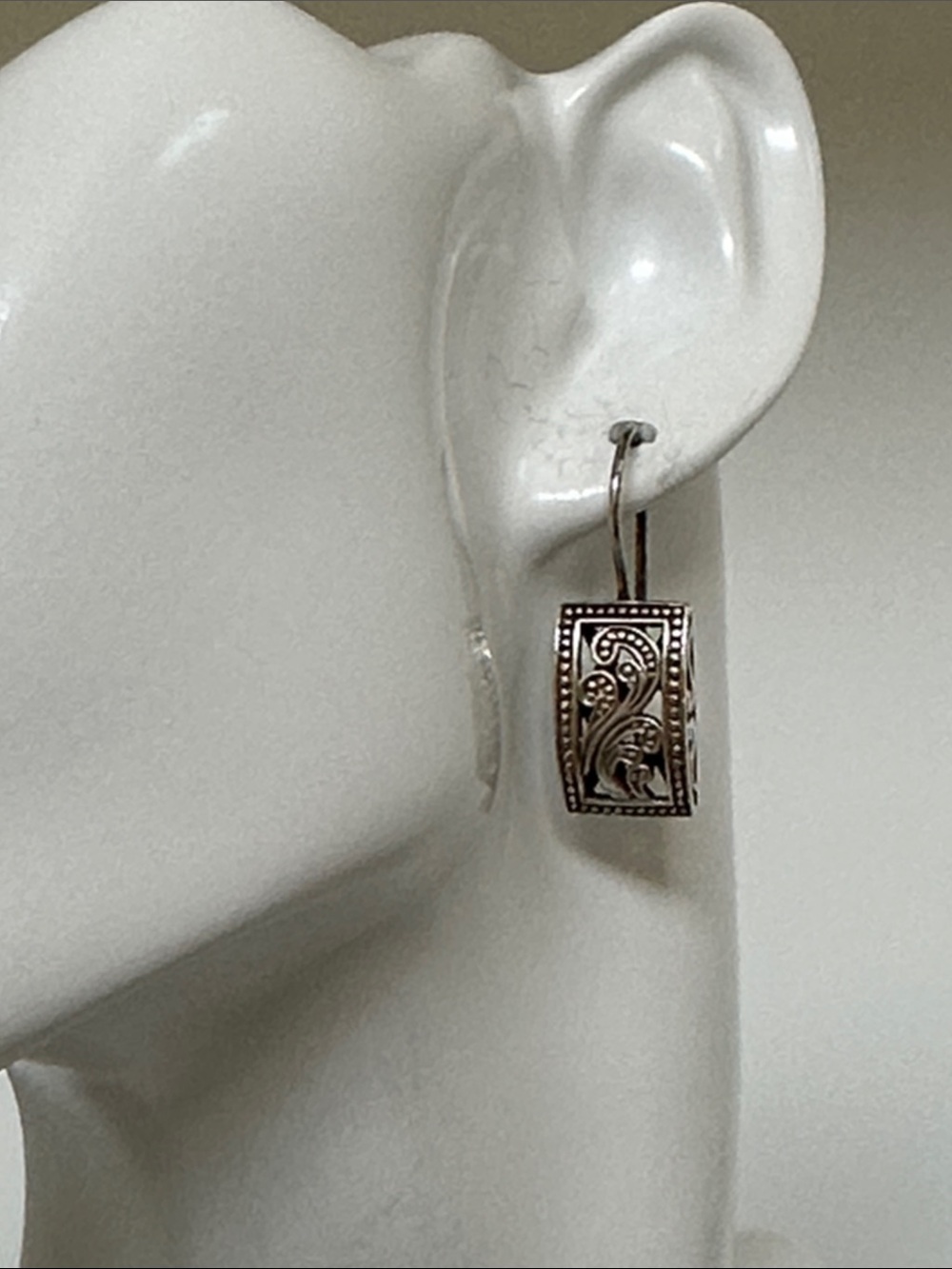 Silpada 925 sterling s Inspired Rectangular Filigree Drop Earrings